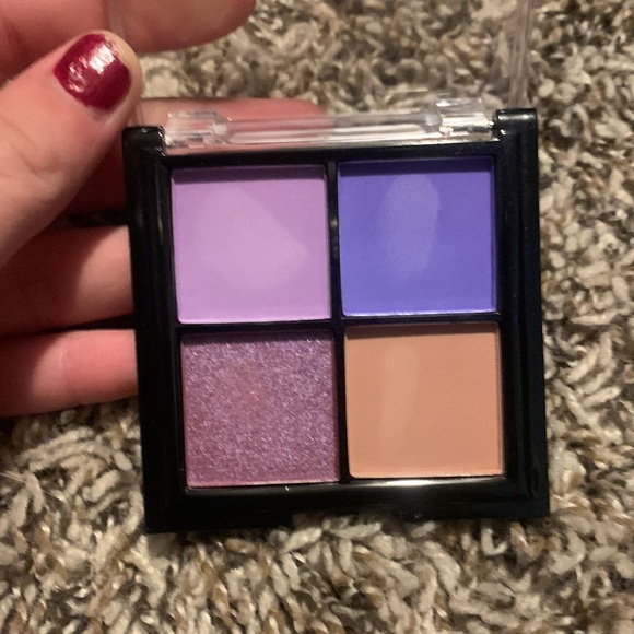 AOA Eyeshadow Quad - Picture 2 of 3